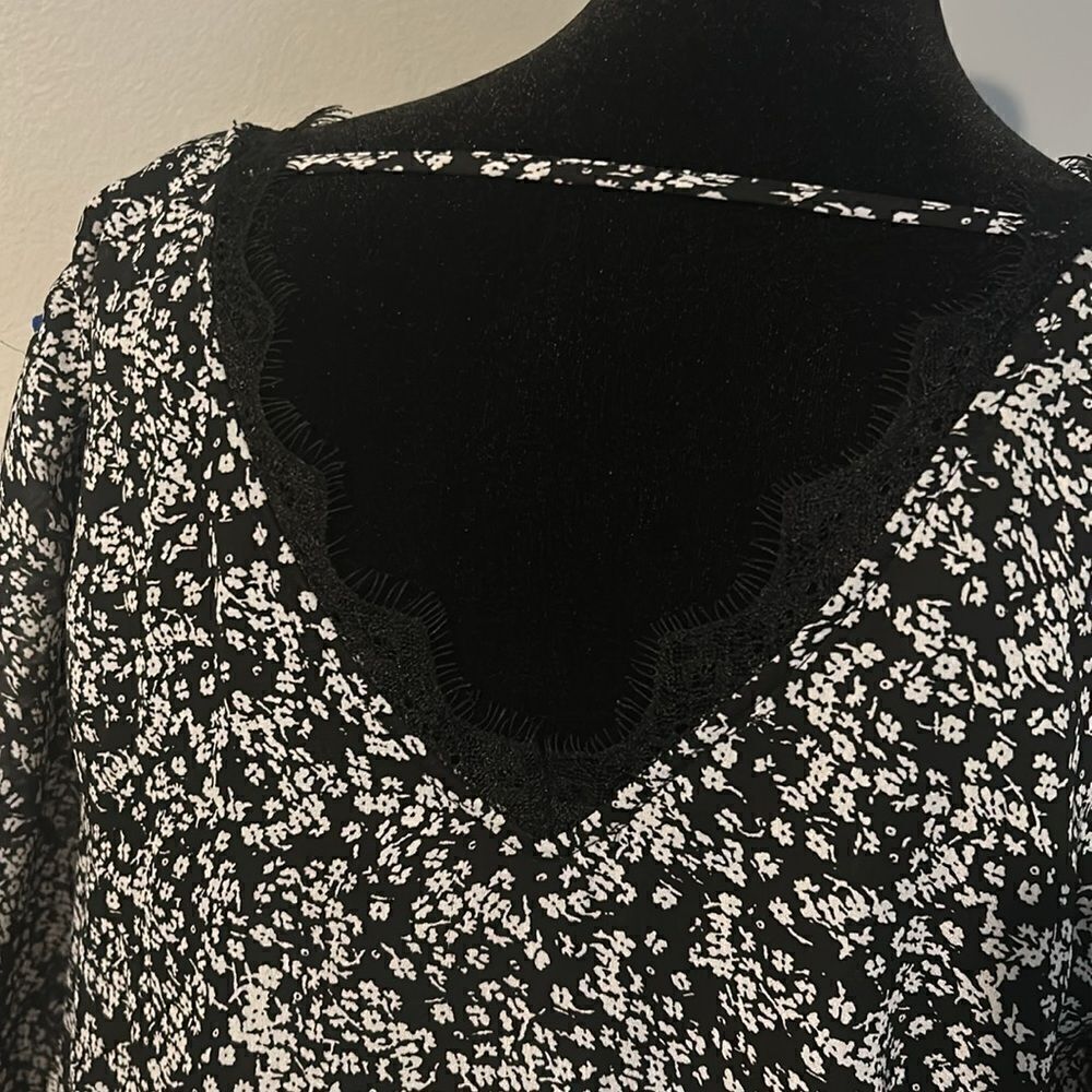 Maurice’s Dress medium  C - Picture 11 of 13